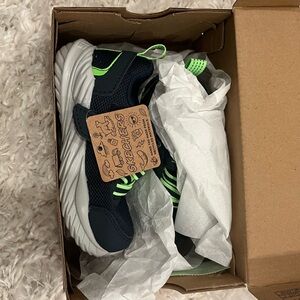 Skechers Sneakers - Size 7 Toddler - NWT